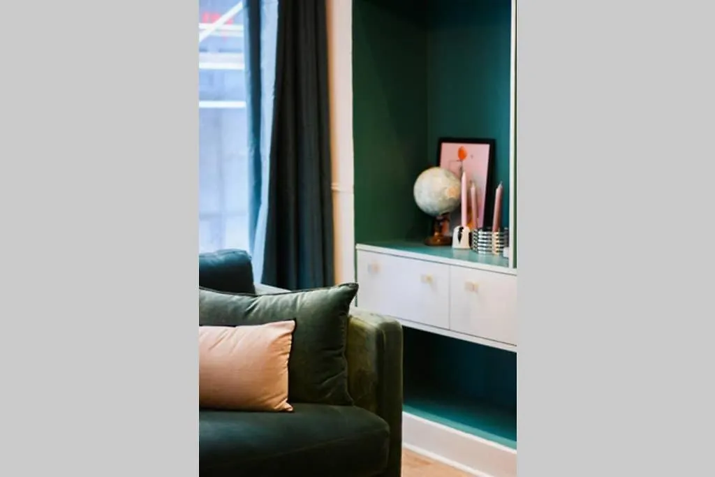 Amazing 10Bed In The Heart Of Le Marais And Suprises... Appartamento Parigi